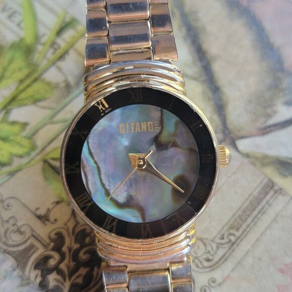 Vintage Watches Gitano MOP Dial Roman Numeral Gold Stretch Band Quartz Watch - Picture 2 of 10